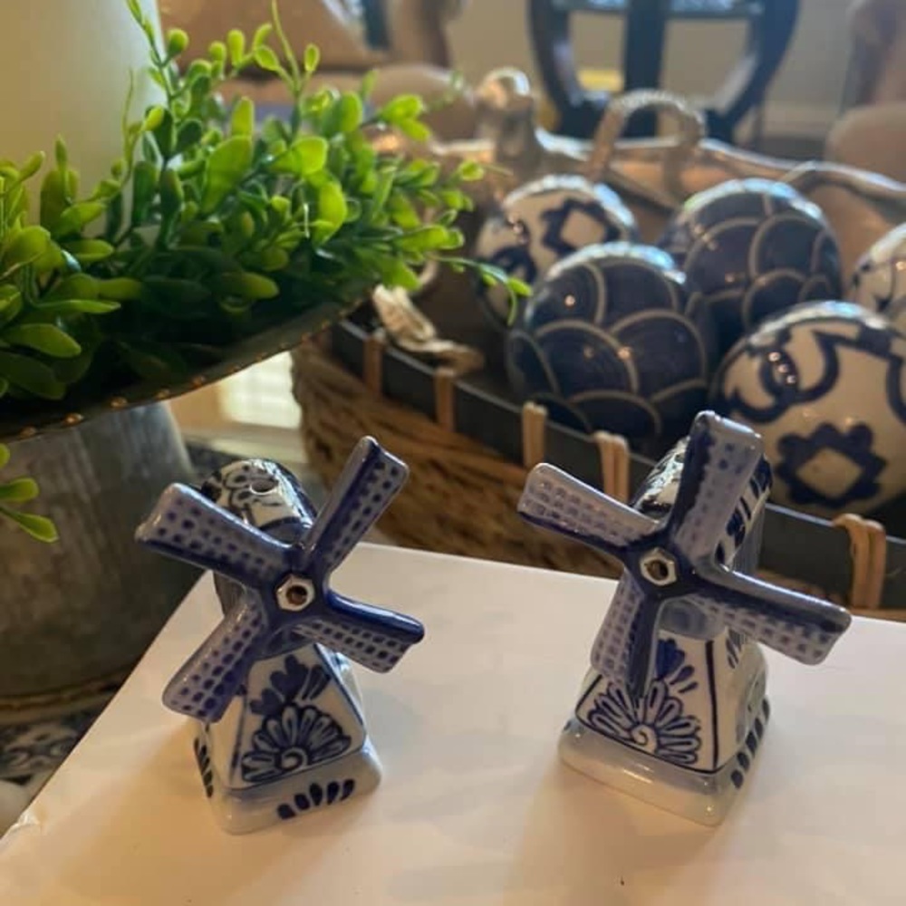 Delft Windmill Salt & Pepper Shakers 
made in Holland